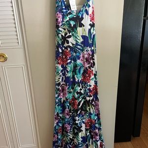 Long maxi dress. Great wear for an event or just to relax.